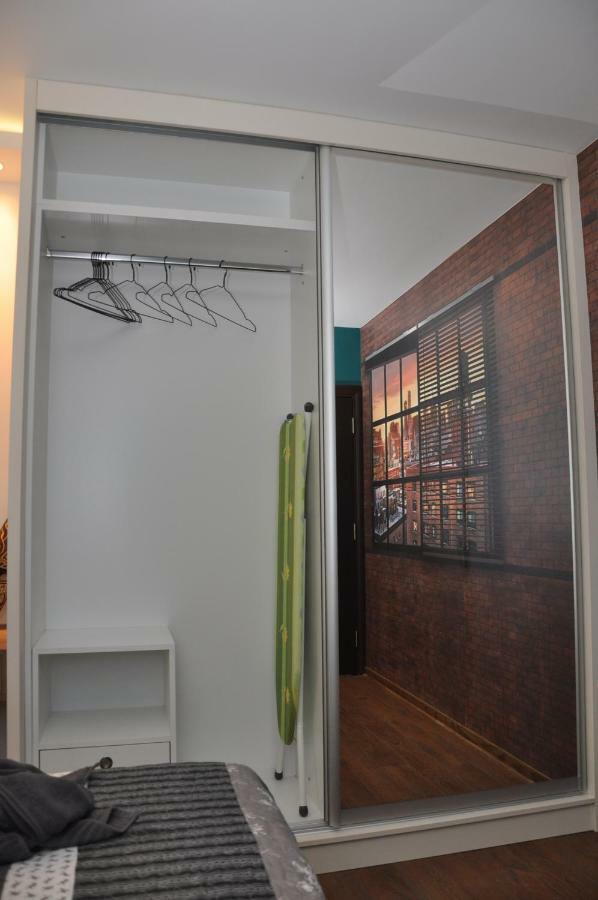 Lux Apartman Čačak Esterno foto