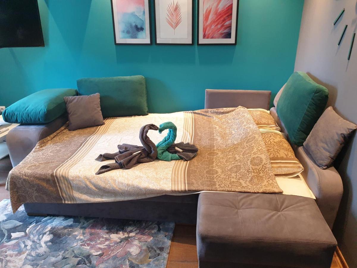 Lux Apartman Čačak Esterno foto